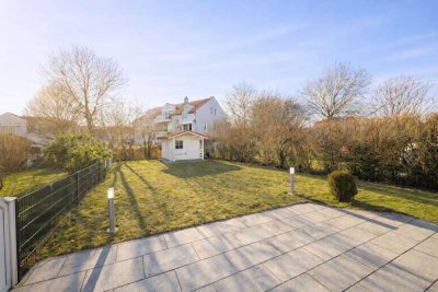 Große Villenhälfte mit Einliegerwohnung mit 6 Zimmern+Hobbyraum+Büro mit sep. Zugang+großem Garten
