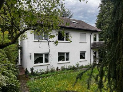 Großes, freistehendes EFH in Bestlage (provisionsfrei)