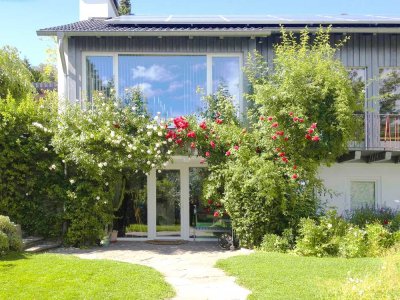 Kassel / Am Brasselsberg… Landhaus mit  Freizeitwert in exklusiver Wohnlage mit viel Sonne!
