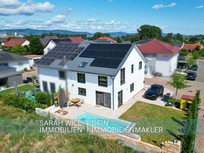 Neubau: Familienfreundliche DHH mit Pool und Südgarten in ruhiger Toplage von Freimersheim