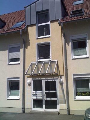 Sehr schöne 3-Zi-Wohnung mit Balkon in Siegburg, zentrumsnah,             zu vermieten