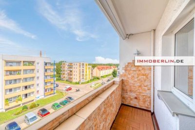 IMMOBERLIN.DE - Angenehm & gepflegt! Freundliche Wohnung mit Westbalkon in familiärer Lage