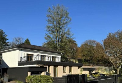 Repräsentative Villenwohnung  mit lux. Innenausstattung , Terrasse, Garten  in Mülheim, Uhlenhorst