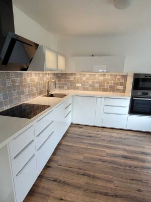Exklusive 3-Zimmer-Wohnung mit Einbauküche in Gersthofen