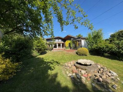 Großzügiger Bungalow mit Wintergarten, Außenkamin und nicht einsehbarem Grundstück in Bad Zwischenah