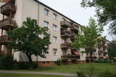Schöne 3 Raum Wohnung im Grünen