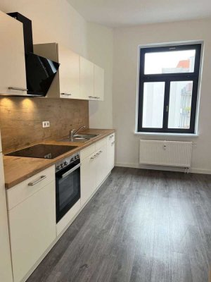 top Lage I 3 Zimmer I modernes Tageslichtbad mit Wanne I Einbauküche