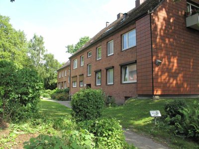 HAMBURG-MARIENTHAL: GEPFLEGTE 2,5 ZKB WOHNUNG MIT BALKON INKL. GARAGE + 2 KELLERRÄUME