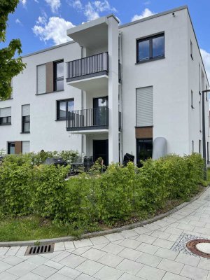Moderne 2-Zimmer-Erdgeschosswohnung mit Garten in Allach, München