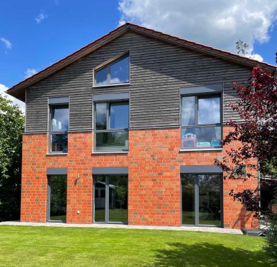 Modernes Stadthaus in zentraler Lage