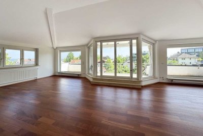 Großzügige 3-Zimmer-Dachgeschosswohnung mit Seeblick
