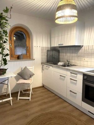 Helle OG-Wohnung mit Südbalkon in Bad Wiessee - komplett möbliert