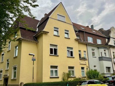 Modernisierte 3-Zimmer-Altbauwohnung mit 2 Balkonen, erste Etage in Rüttenscheid (Mädchenviertel)