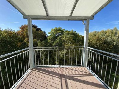 Große 4-Zi.-Wohnung mit Balkon u. Garten in HBS!
