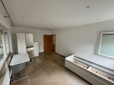 Top WG Zimmer möbliert inc. Putzfrau