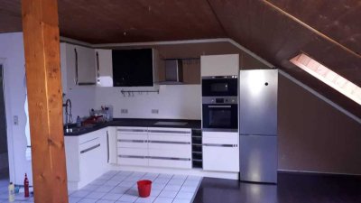 Gepflegte 2-Zimmer Dachgeschosswohnung in Köln-Eil