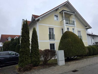 Charmante 2-Zimmer-Dachgeschosswohnung in ruhiger Wohnresidenz (Bad Füssing)