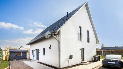 Modernes EFH mit PV-Anlage und stilvoller Ausstattung – Wohnen auf Erbpachtgrundstück