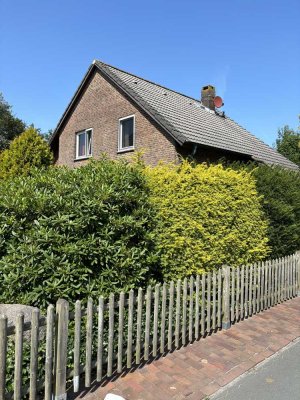 Charmantes freistehendes Haus mit vielfachen Möglichkeiten