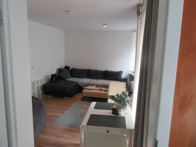 Provisionsfrei* 2 Zimmer EG Wohnung mit Balkon,TG Stellplatz und Aufzug bezugsfrei