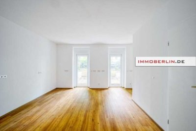 IMMOBERLIN.DE - Toplage! Komfortable Altbauwohnung mit Terrassen, Garten & großem Wintergarten