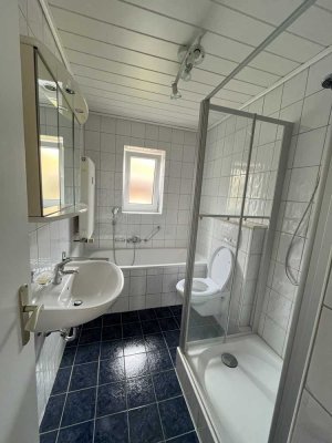 Exklusive, vollständig renovierte 3-Zimmer-Wohnung mit Balkon in Schamhaupten / Altmannstein
