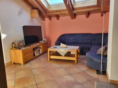 Geschmackvolle 5-Zimmer-Dachgeschosswohnung mit Einbauküche in Grabenstätt