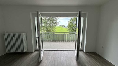 1. OG / 4 Zimmer mit Balkon ab sofort