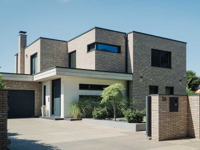 Zeitlose Architektur: Eine Villa der Extraklasse!