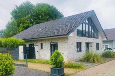 Geräumiges 7-Raum-Einfamilienhaus mit gehobener Ausstattung