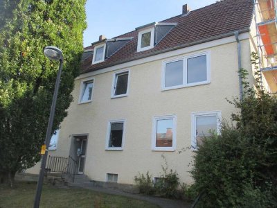 Gemütliche 3 Zimmer im 2. OG (DG), mit EBK, Arnsberg, Lasmecke 33