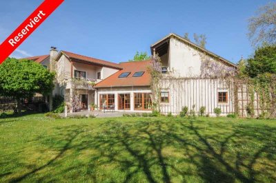 *reserviert* - Strehlen - Villa in idyllischer Stadtlage mit großem Garten und Doppelgarage