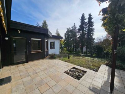 70er Jahre Bungalow auf schönem Grundstück in Bestlage