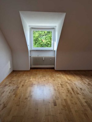 Stuttgart Möhringen - 3 Zi.- Wohnung in Parksiedlung mit Gemeinschaftsgarten