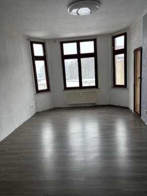 Helle 3 Zimmerwohnung mit Balkon