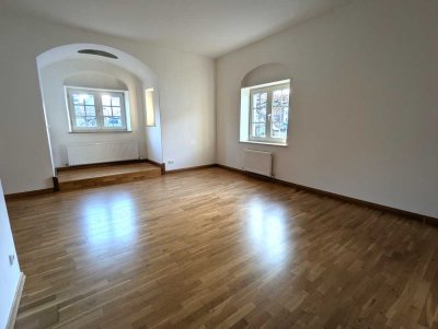 "HISTORIE MEETS MODERNE"