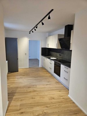 Schöne 2-Zimmer-Wohnung mit EBK und Gäste-WC