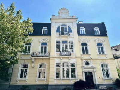 VERMIETUNG EINER SANIERTEN GRÜNDERZEITWOHNUNG IM HERZEN DES BONNER MUSIKERVIERTELS