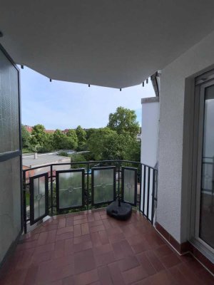 Frisch renovierte 3-Zimmer-Wohnung mit Balkon und großzügigem Grundriss