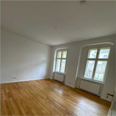 Geschmackvolle 3-Zimmer-Erdgeschosswohnung und Einbauküche in Potsdam