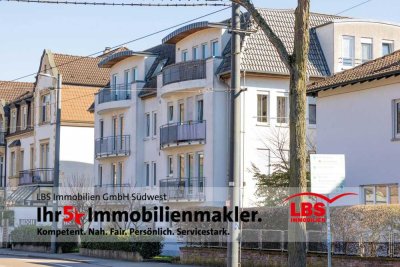 Kapitalanlage in Bestlage: Vermietete 2-Zimmer Wohnung mit TG-Stellplatz!