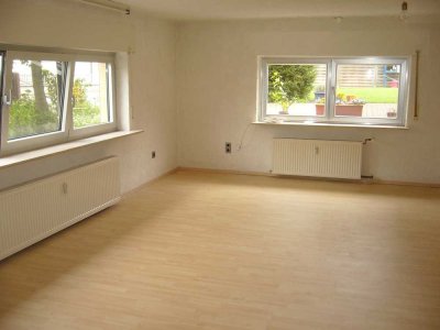 Freundliche 3-Zimmer-Souterrain-Wohnung in Wöllstadt. Für 2 Erwachsene.
