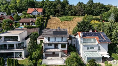 Traumhafte Aussichten in Toplage - EFH am Ölberg mit Pool und Potential