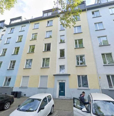 Helle 2,5-Zimmer Wohnung mit Balkon in Düsseldorf-Oberbilk