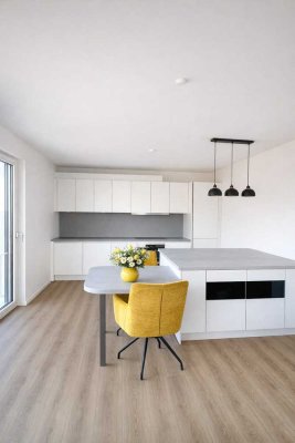 Rostock: Exklusive 2-Zimmerwohnung mit Dachterrasse & PKW-Stellplatz in Stadtmitte
