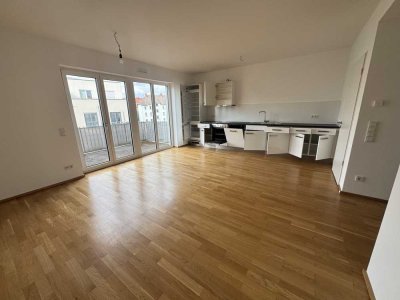 www.noltemeyer-hoefe.de • Top 4 - Zimmer Wohnung • Parkett • Einbauküche • Gäste-WC • Balkon
