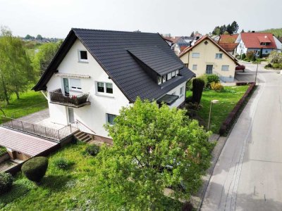 Eine gemütliche Dachgeschosswohnung im Grünen!