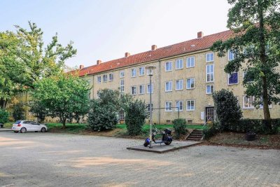 Einziehen und wohlfühlen: Zentrale 3-Zimmer-Wohnung //EG links