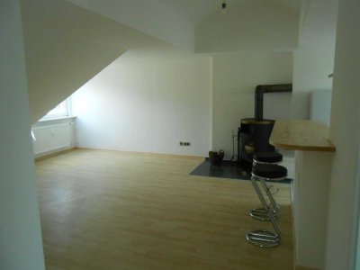 2,5-Zimmer-Dachgeschosswohnung in Kassel-West