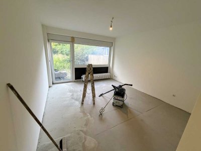 Erstbezug nach Sanierung Ansprechende 1-Zimmer-EG Wohnung mit Garten